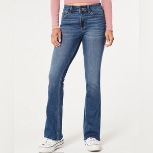 Hollister Low-Rise Medium Wash Boot Jeans, Sz 4 Short/27W